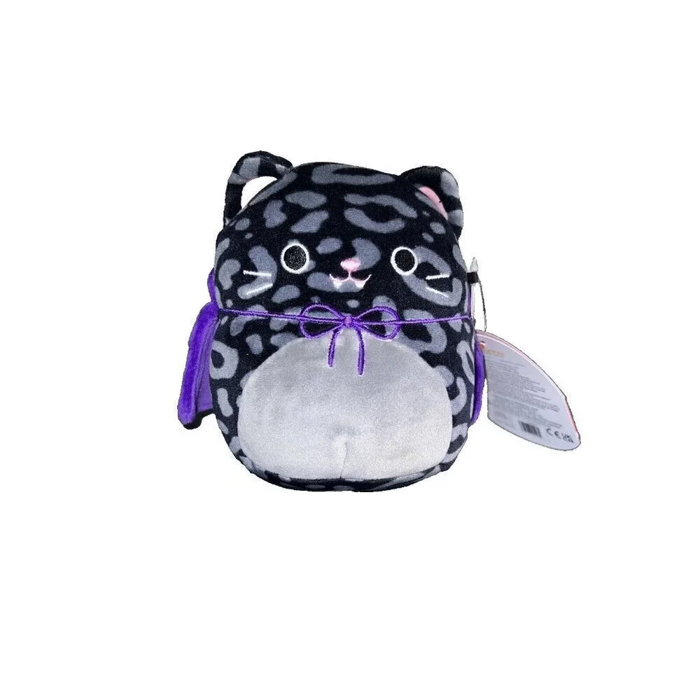 NWT SQUISHMALLOWS 5